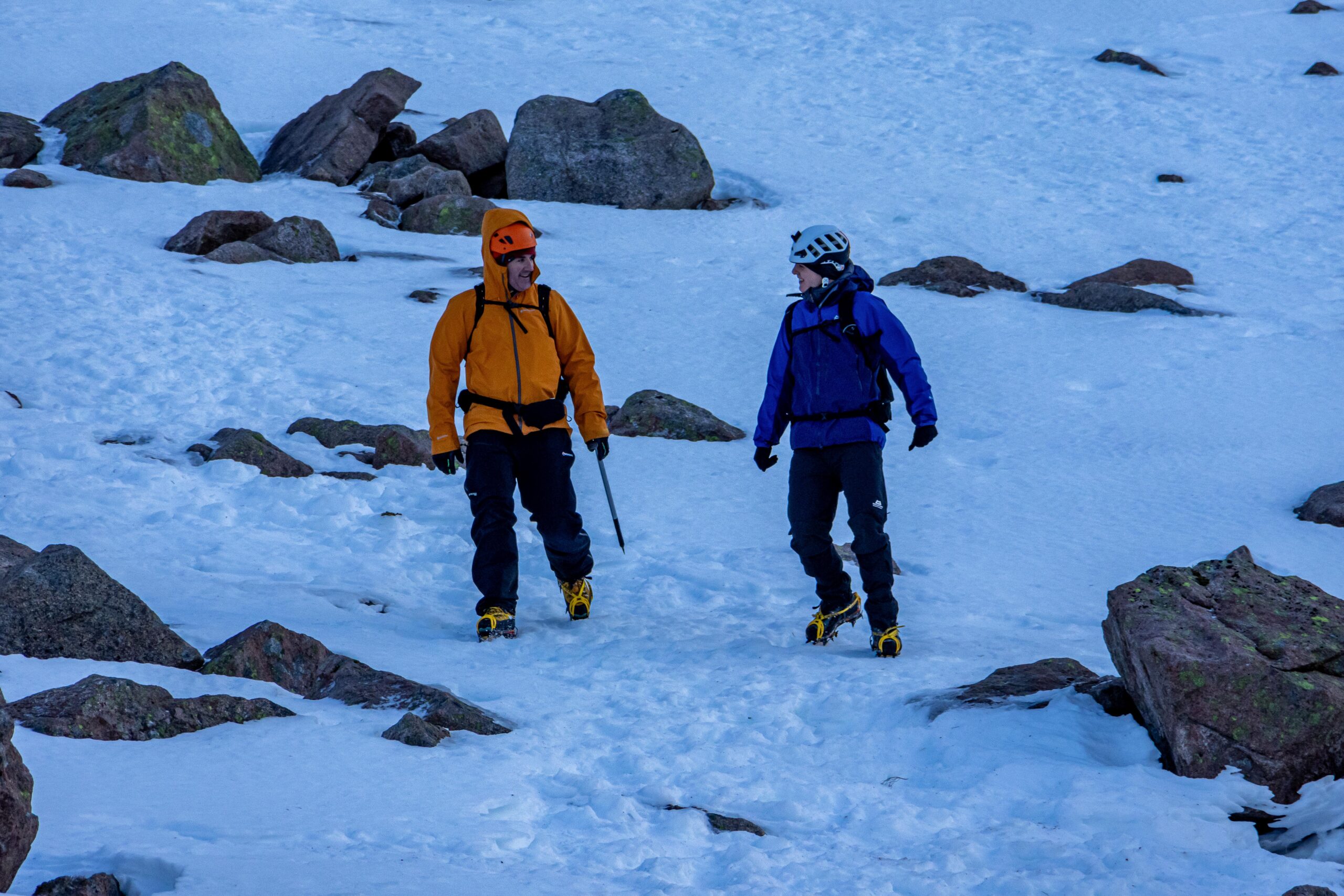 winter mountaineering scotland