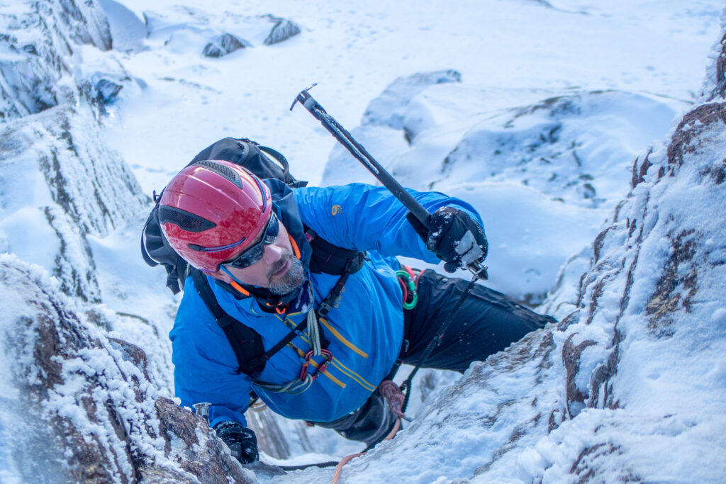introduction to winter climbing cairngorms
