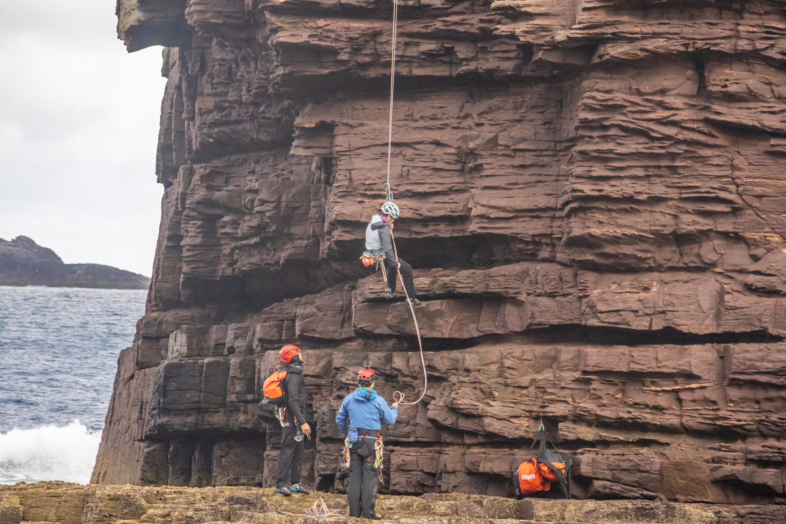 Am Buachaille Abseil Seastack