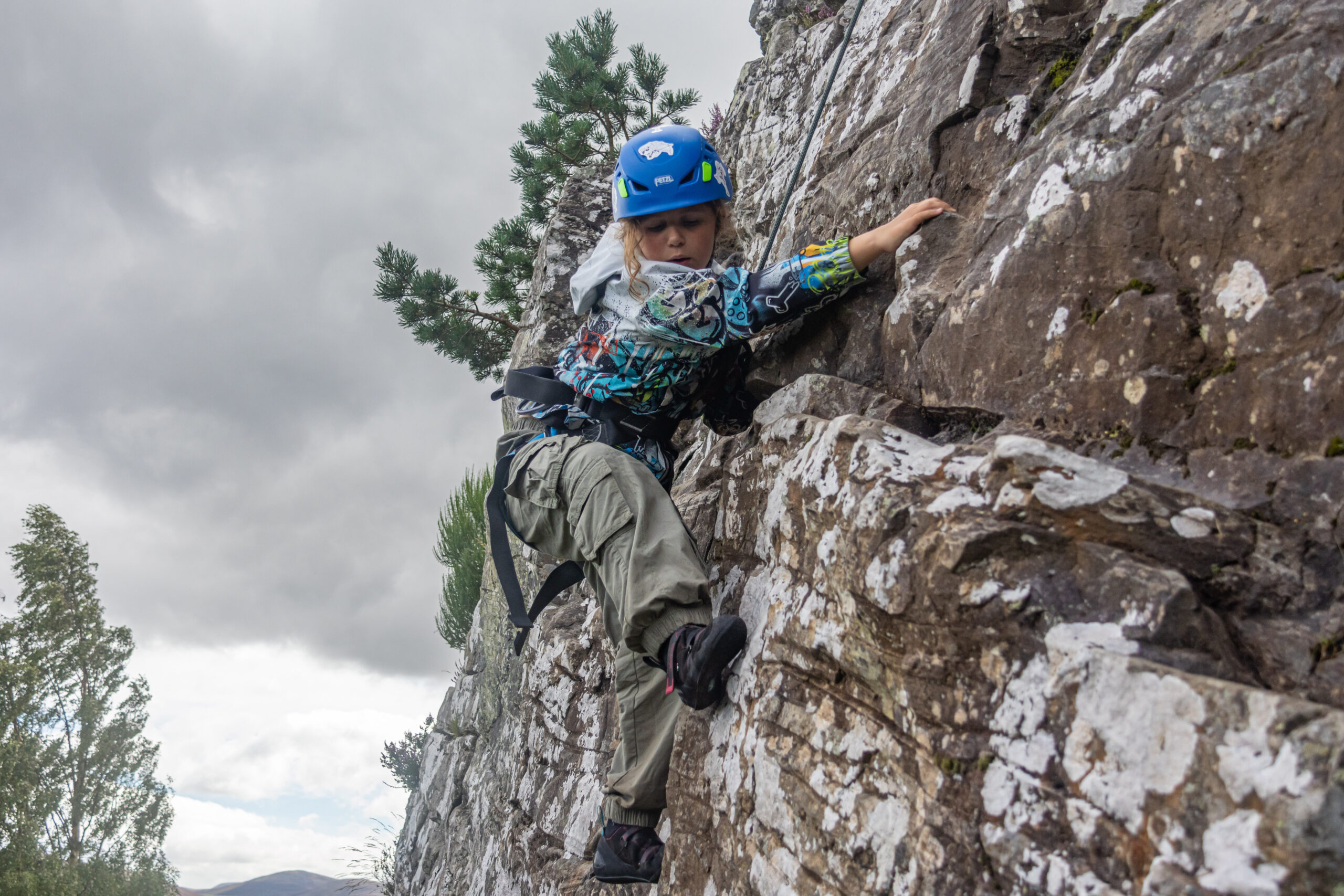 introduction to climbing and abseiling trust your foot