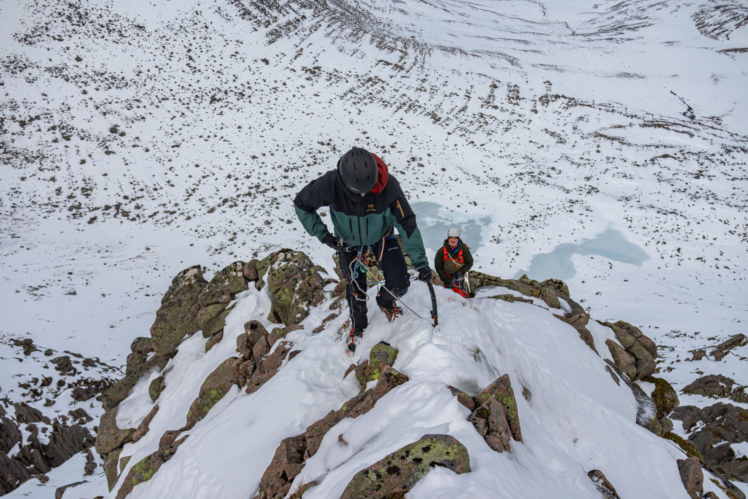 learn to lead winter climbing