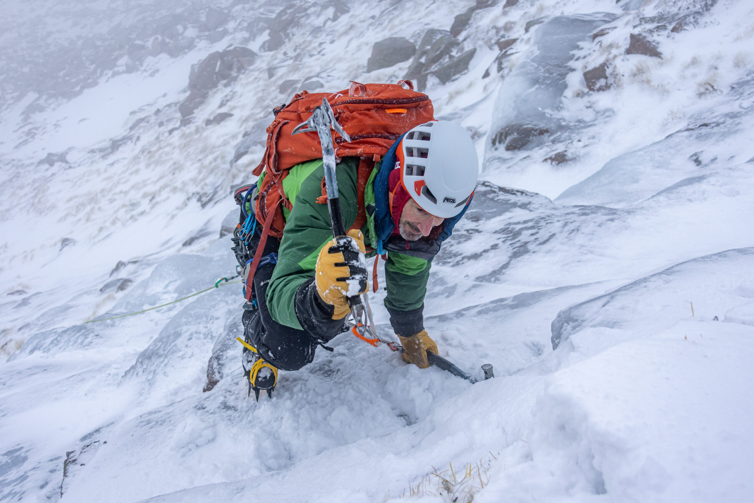 Learn to lead winter climbing aviemore